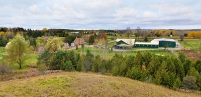  - Country homes for sale and luxury real estate including horse farms and property in the Caledon and King City areas near Toronto